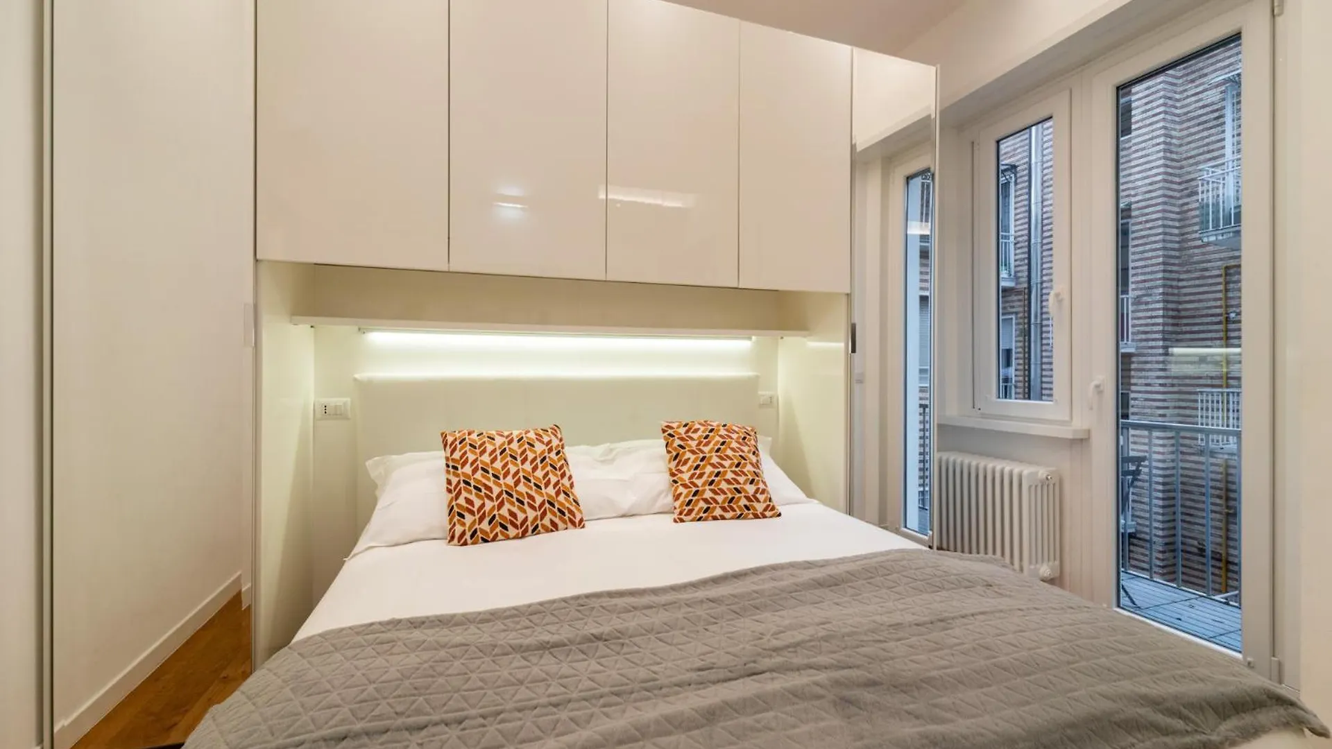 Urban Retreat Al Duomo By Wonderful Italy Apartment Milan Italy